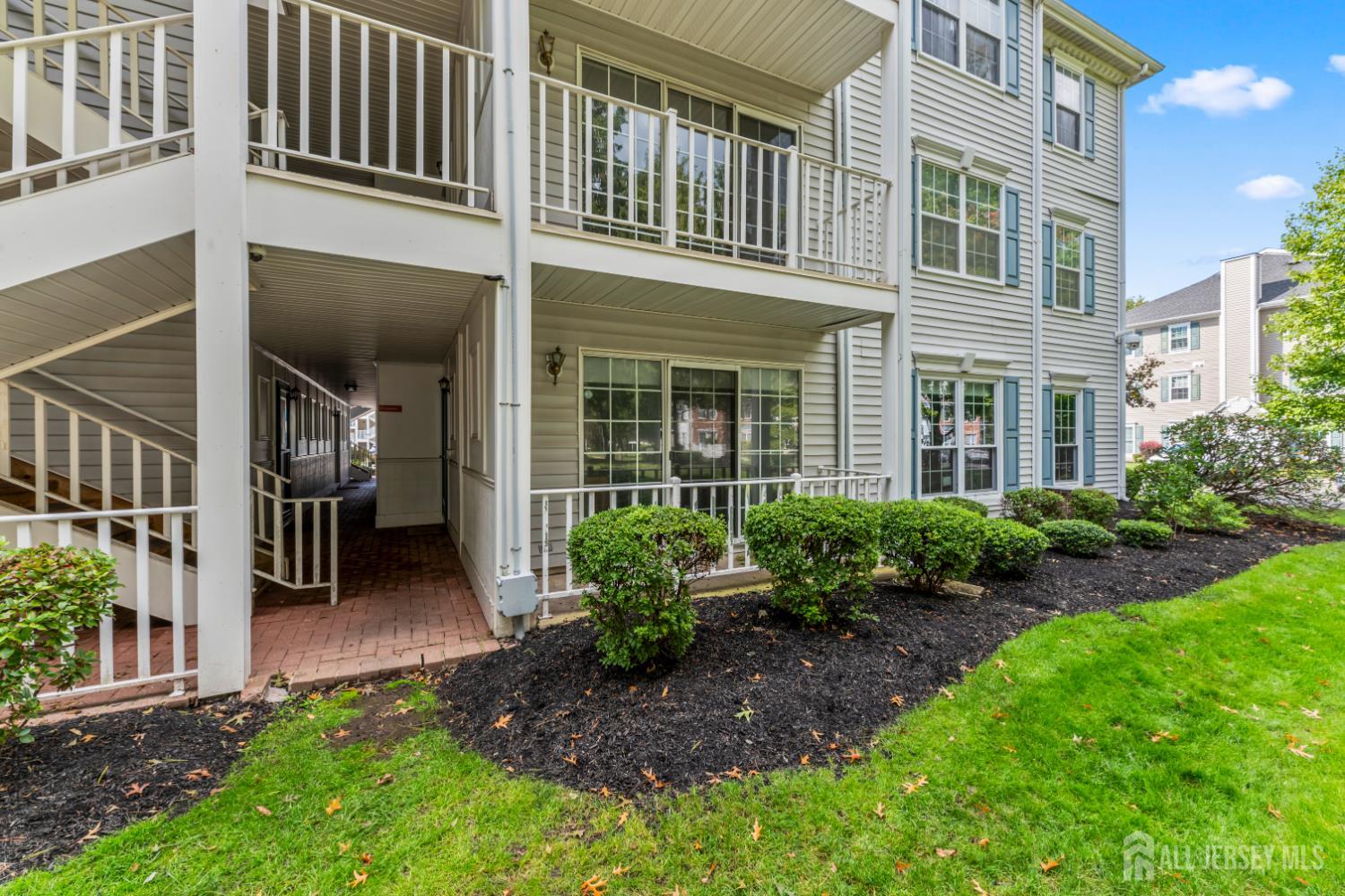 271 Kempsey Drive, North Brunswick, NJ, 08902 image 20