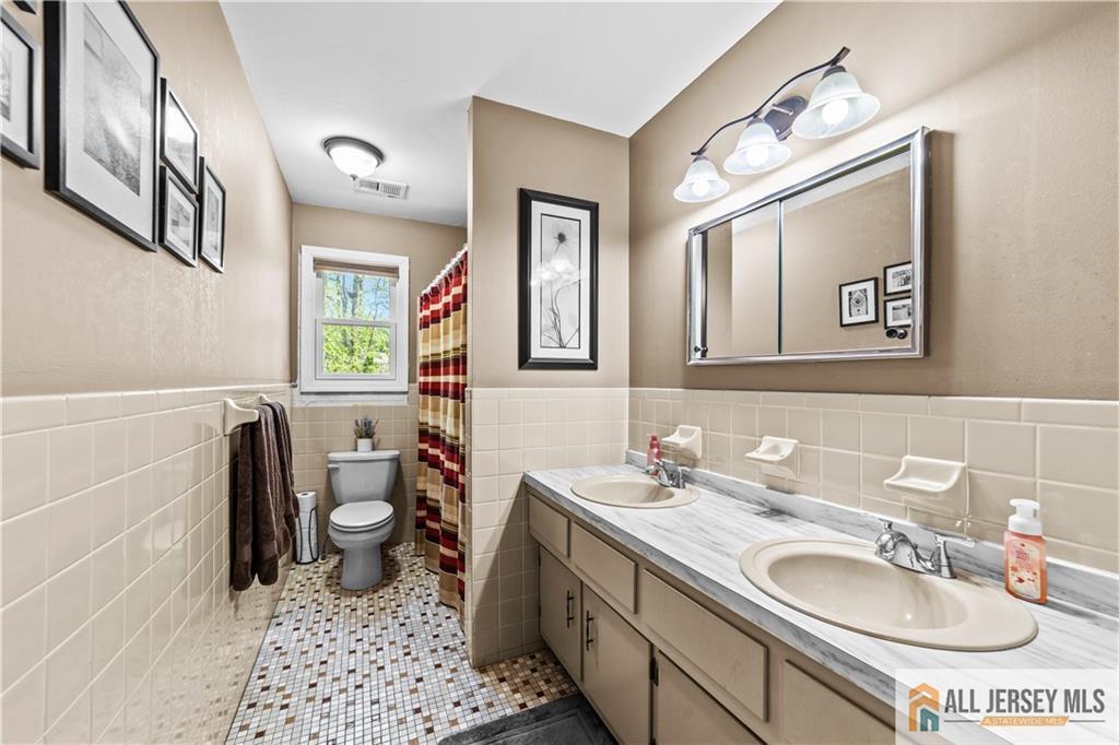 7 Michelle Street, Monroe, NJ, 08831 image 15