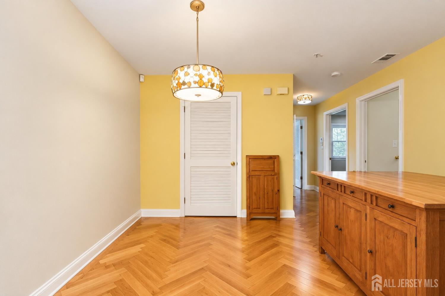 804 Wedgewood Circle 818, Middletown, NJ, 07718 image 22