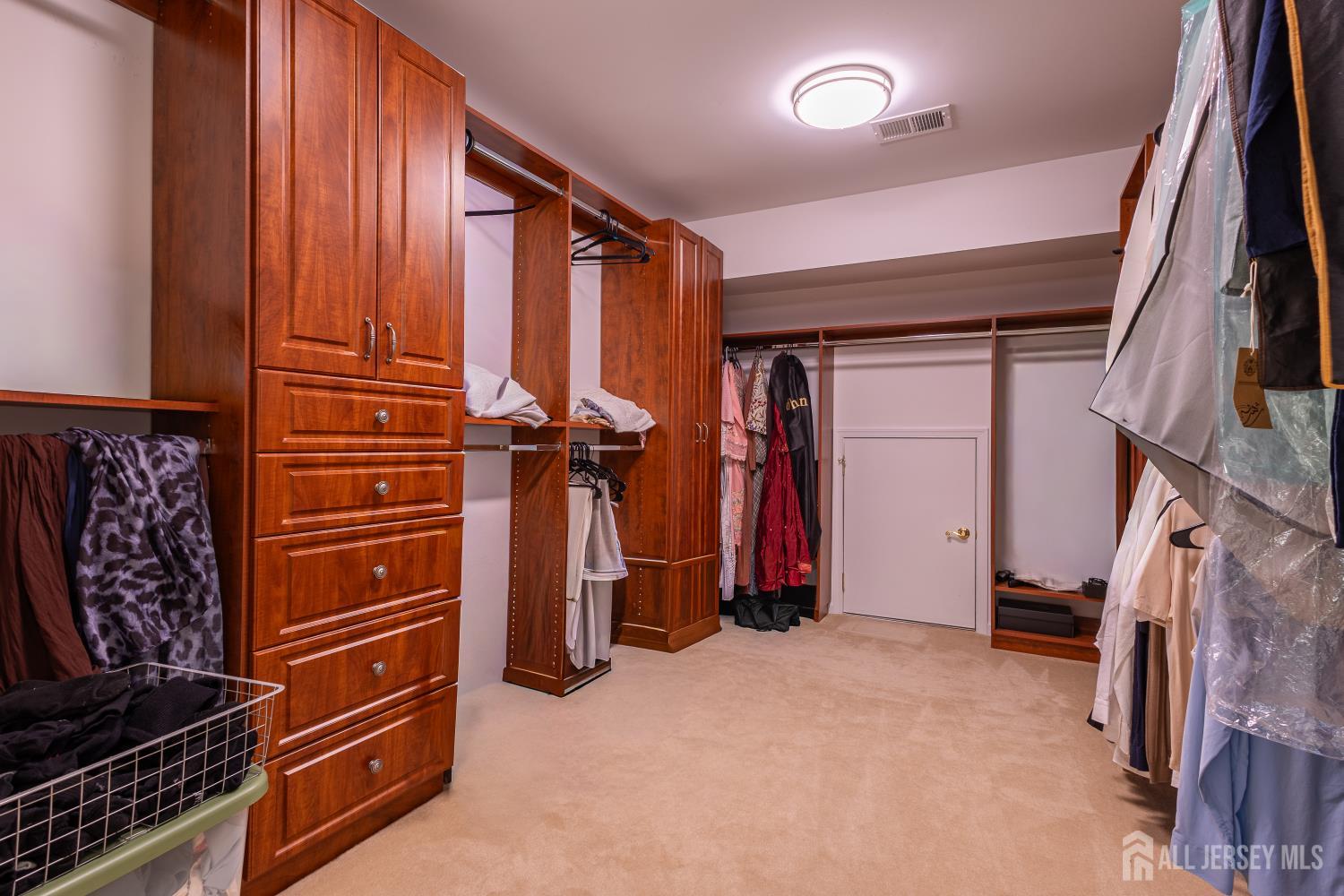 28 Tall Oaks Drive, Monroe, NJ, 08831 image 17