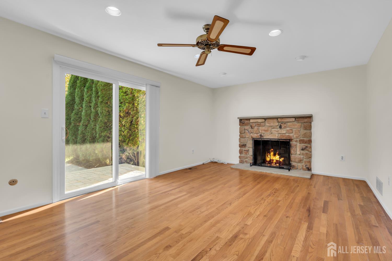 30 Hamilton Lane, Plainsboro, NJ, 08536 image 16