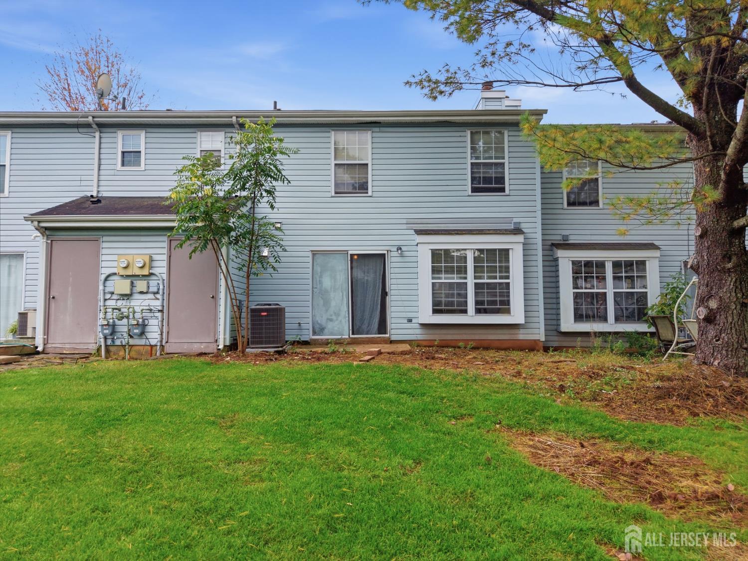 268 Edgeware Court, Franklin Twsp, NJ, 08873 image 37
