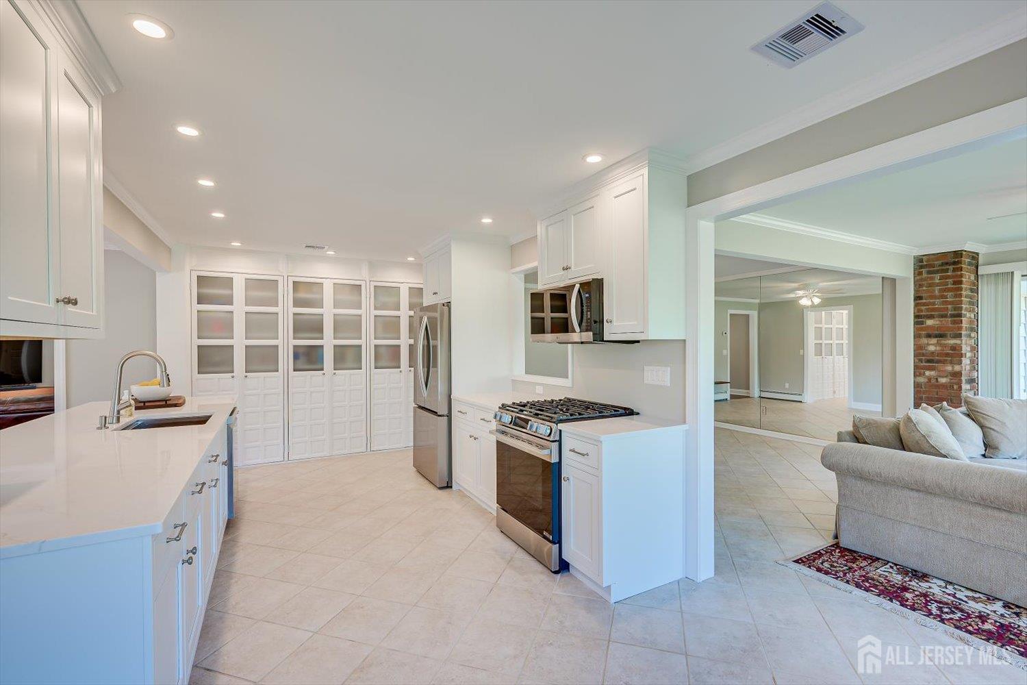 327 Summer Road, Branchburg, NJ, 08853 image 8