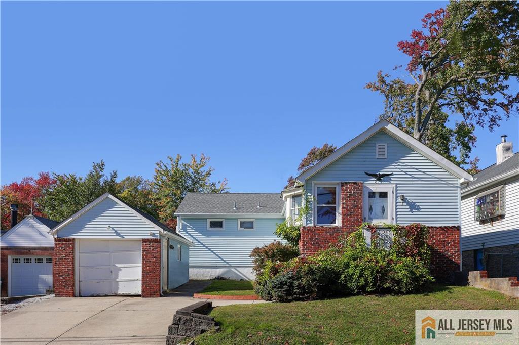 814 Forrest Avenue Image 2