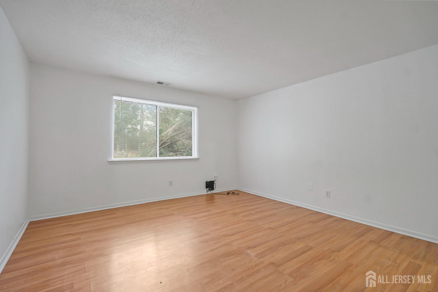53 Foxtail Lane, South Brunswick, NJ, 08852 image 16