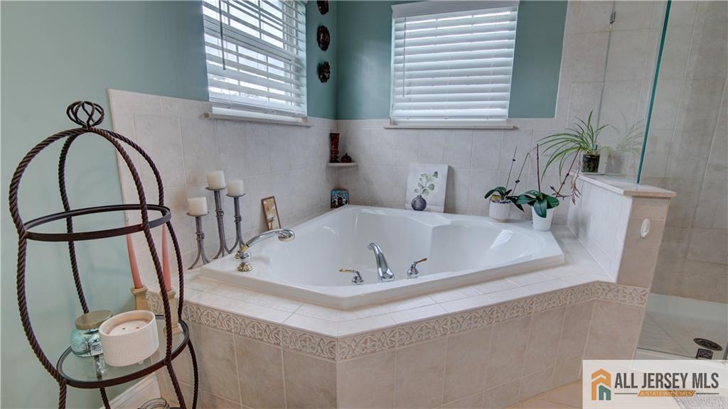 21 Samantha Circle, Old Bridge, NJ, 07747 image 36