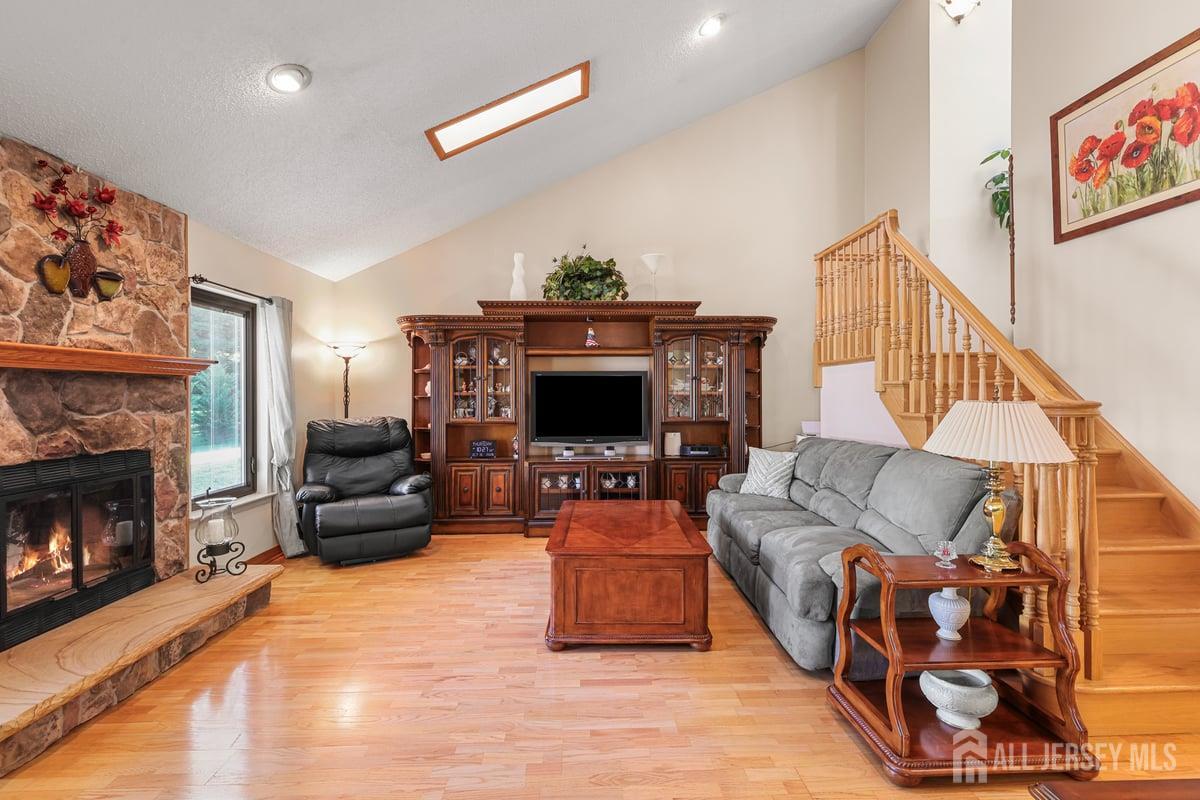 194 Starlight Court, Old Bridge, NJ, 08857 image 10
