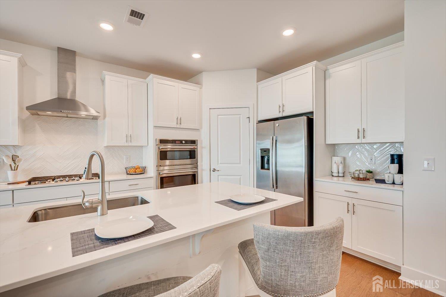 62 Vizcaya Drive Image 4