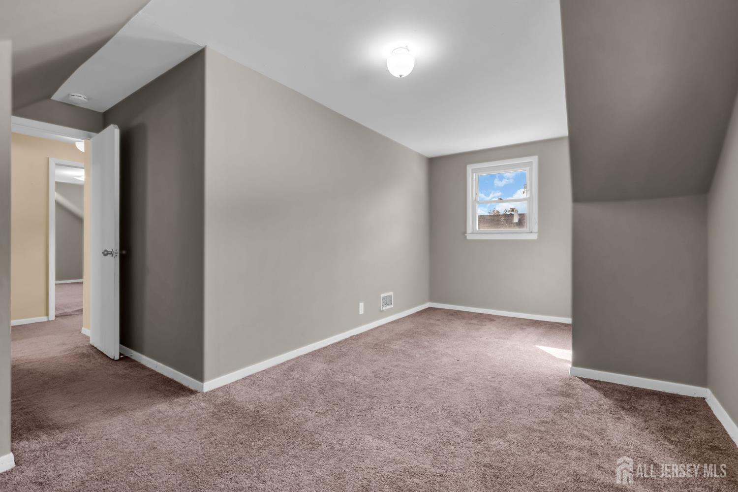 110 W Warren St, Woodbridge T Street, Iselin, NJ, 08830 image 23