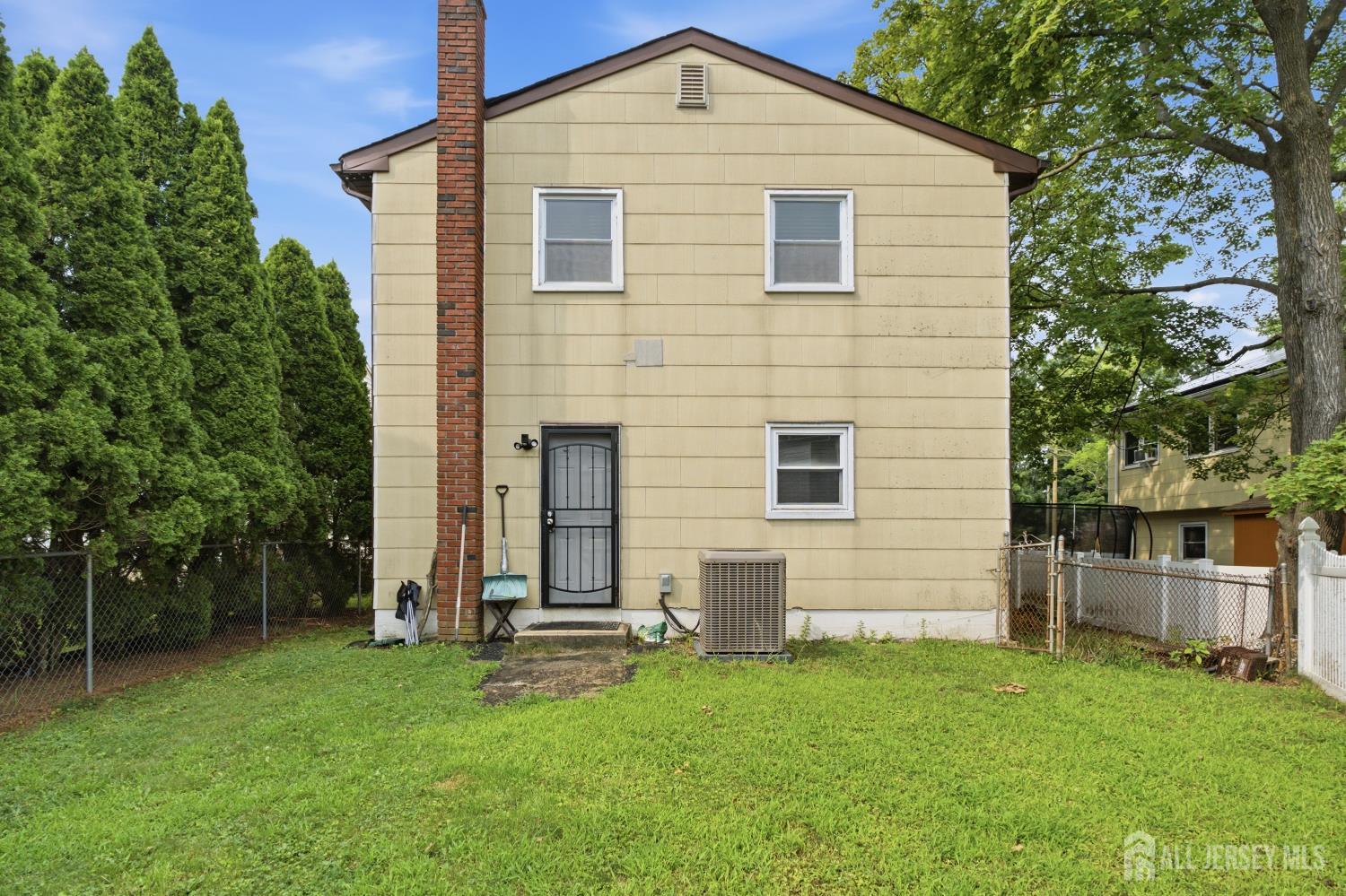 7 Exeter Street Image 4