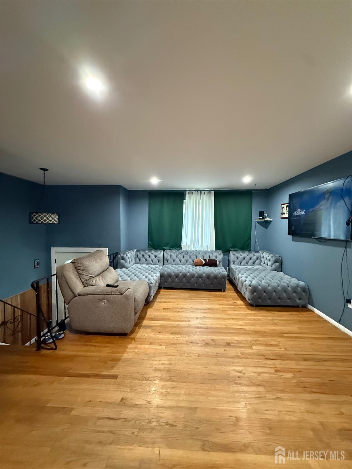 53 Curtis Avenue Image 3