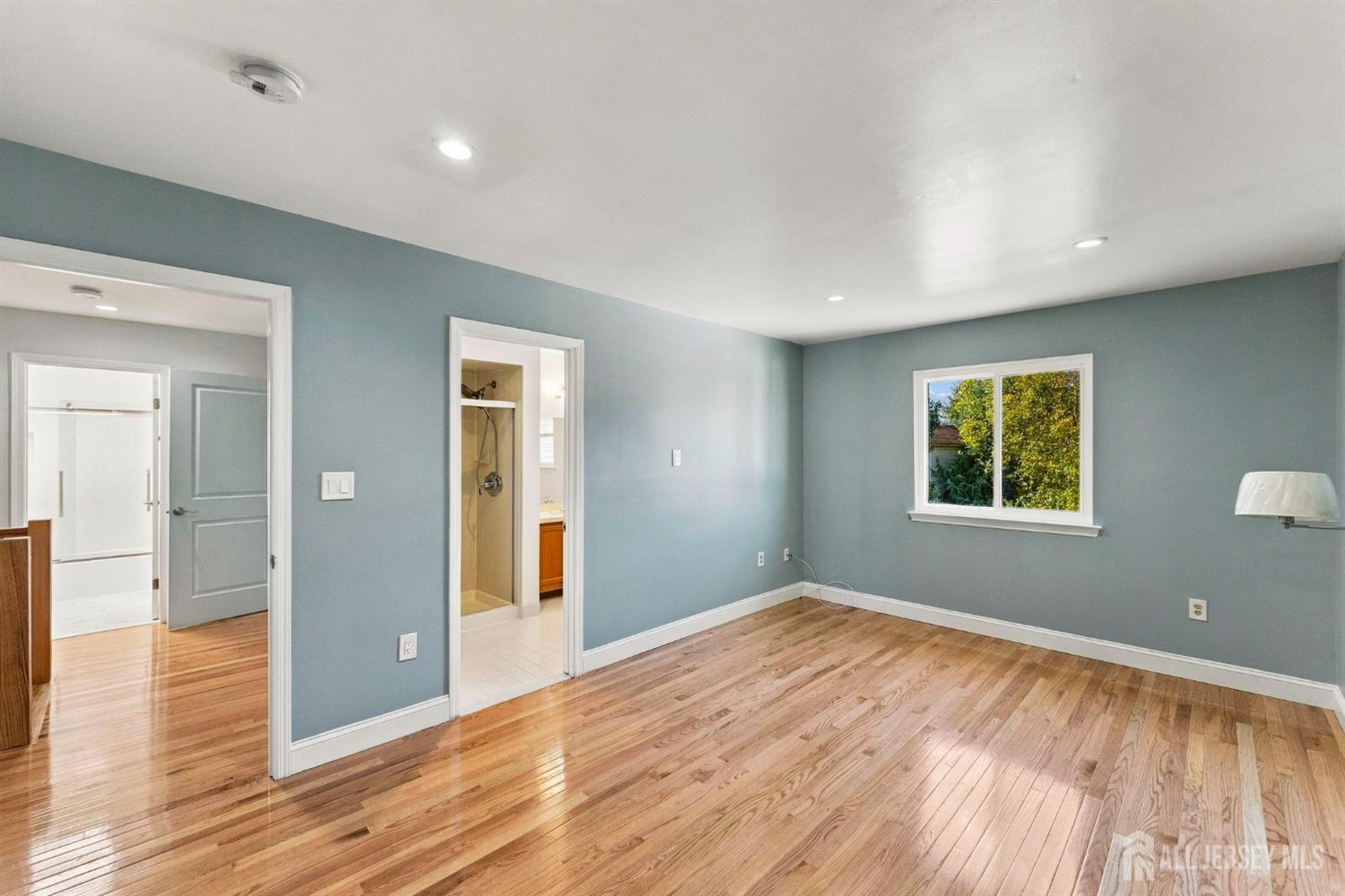 67 Victoria Way, Sewaren, NJ, 07077 image 15