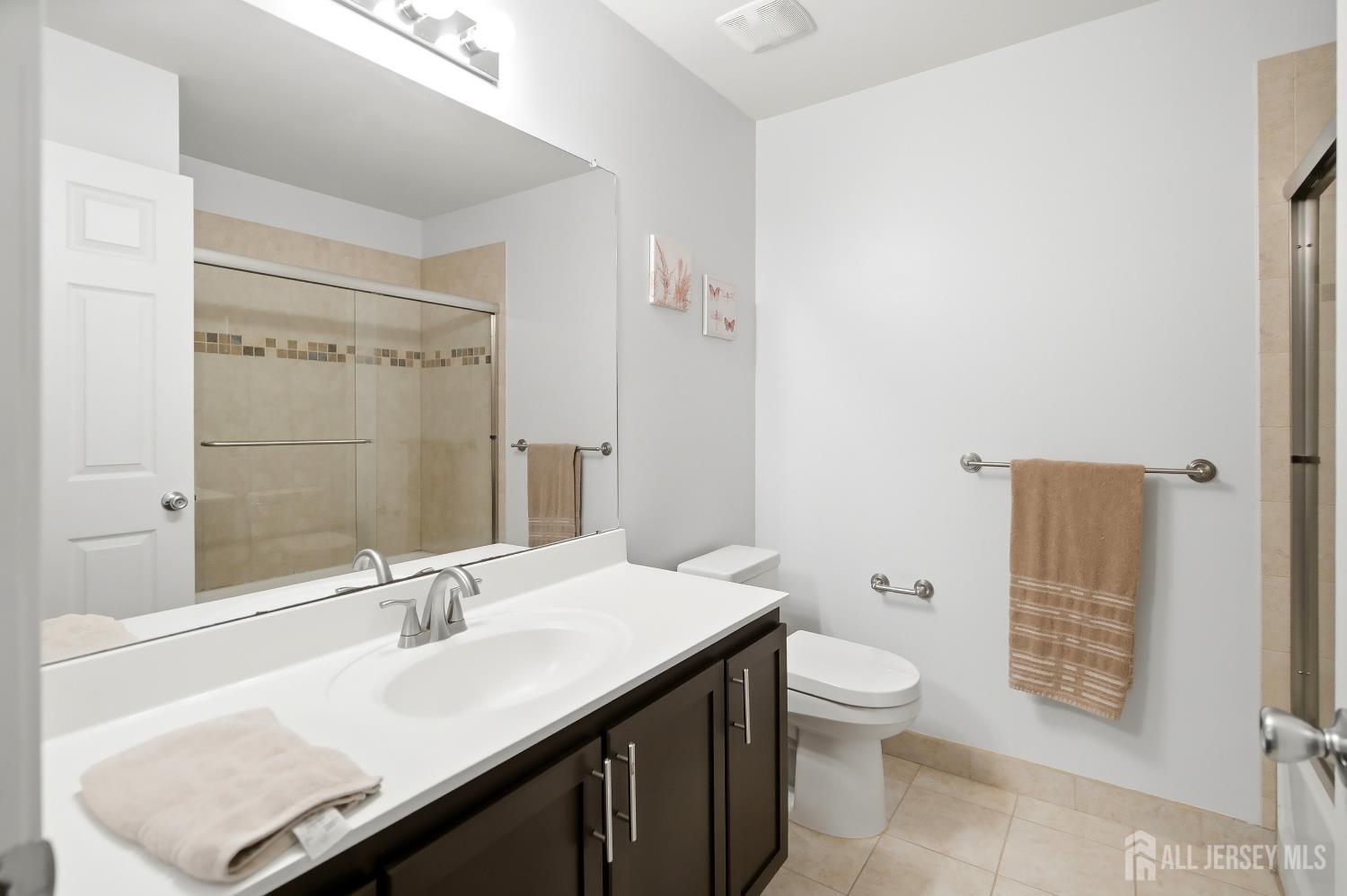 1105 Fir Court, Franklin Twsp, NJ, 08873 image 17