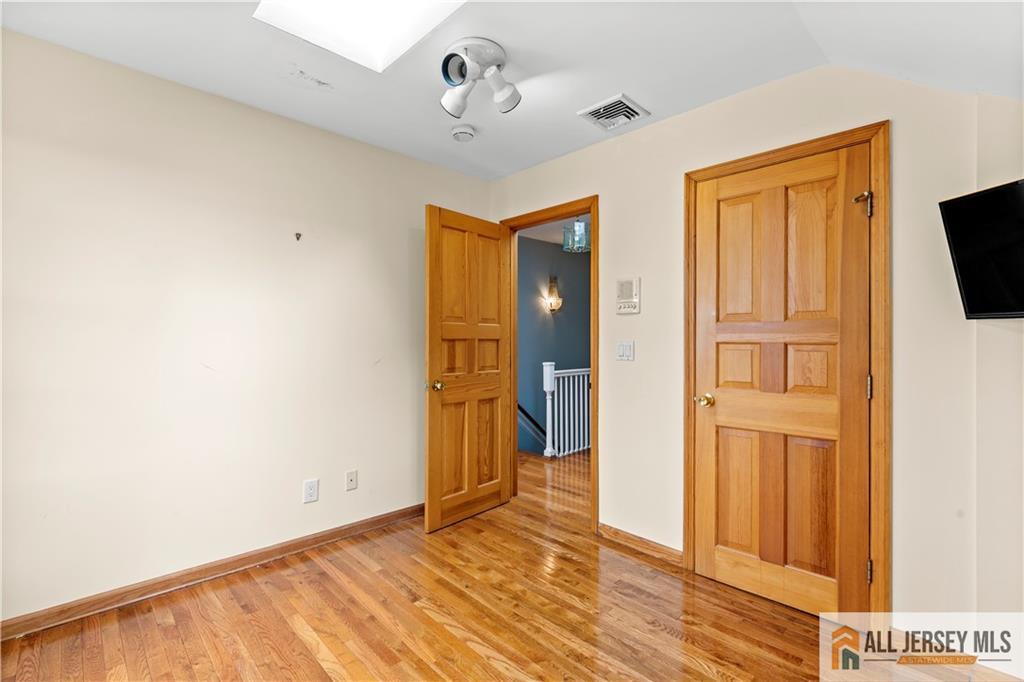 65 Livingston Avenue, Kearny, NJ, 07032 image 11