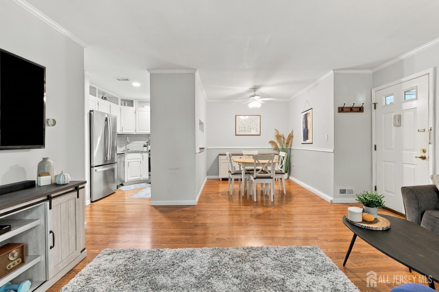 90 Morgan Place Image 3