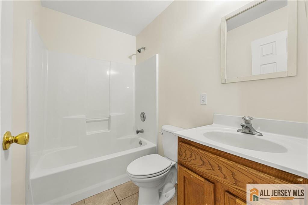 643 Drake Avenue, Middlesex, NJ, 08846 image 16