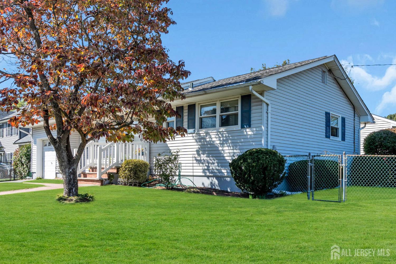 12 Emma Place Image 3