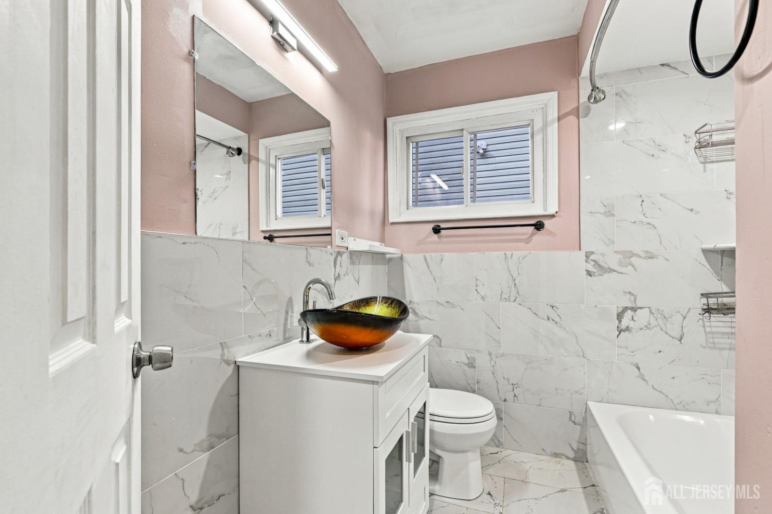 19 David Court, Colonia, NJ, 07067 image 23