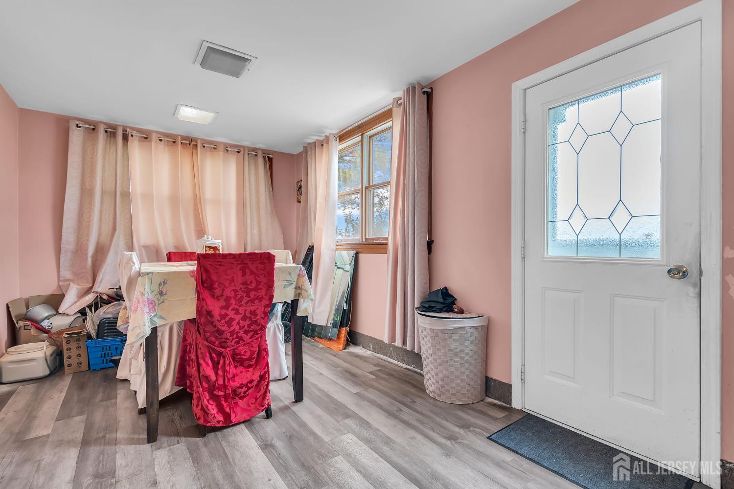 38 Susan Lane, East Brunswick, NJ, 08816 image 12