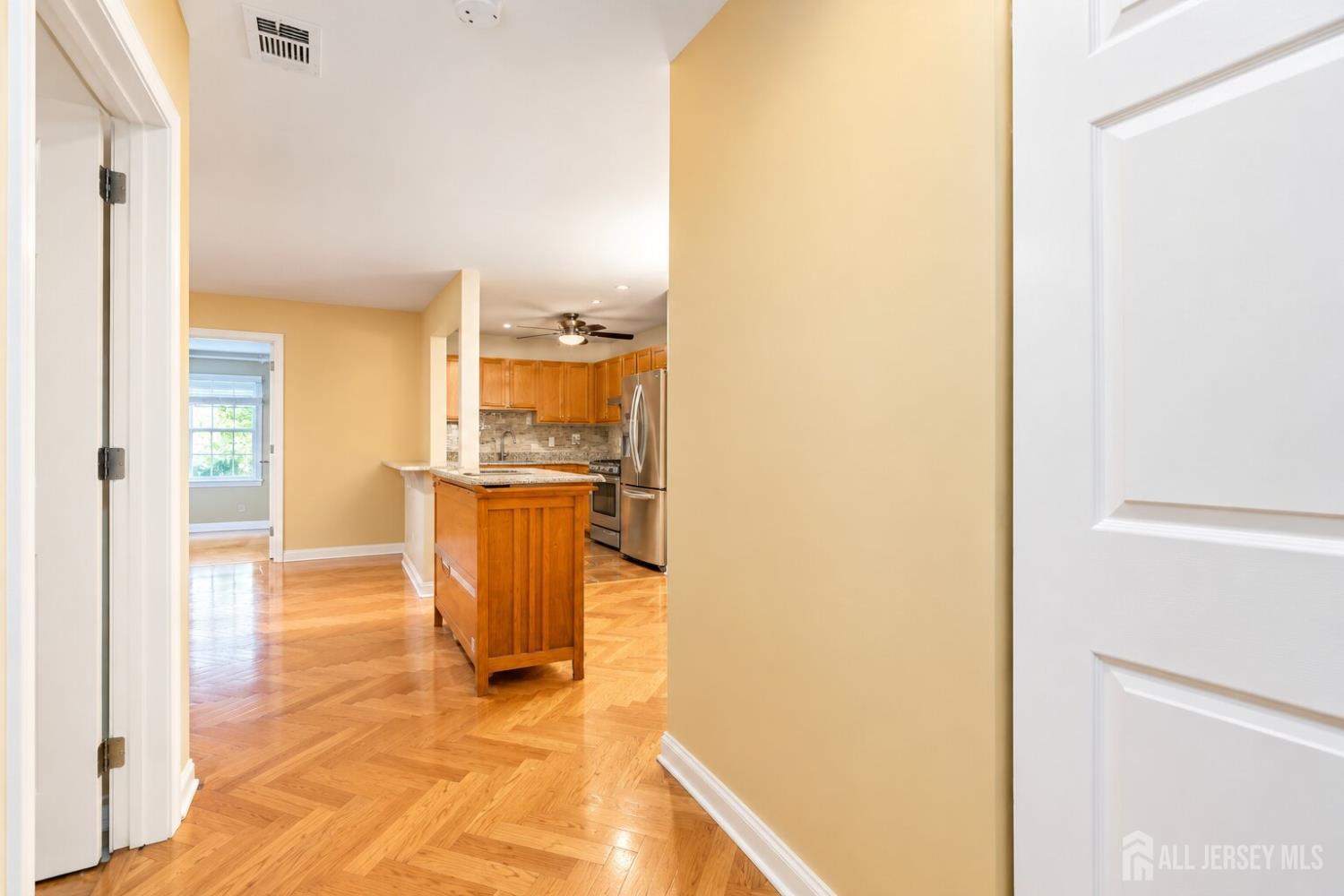 804 Wedgewood Circle 818, Middletown, NJ, 07718 image 6