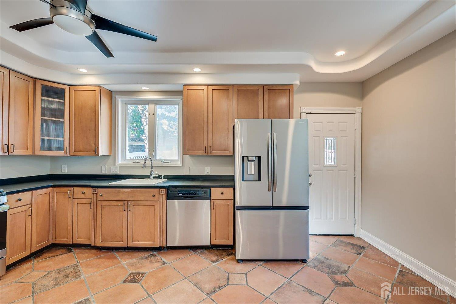 82 Lewis Street, Perth Amboy, NJ, 08861 image 11