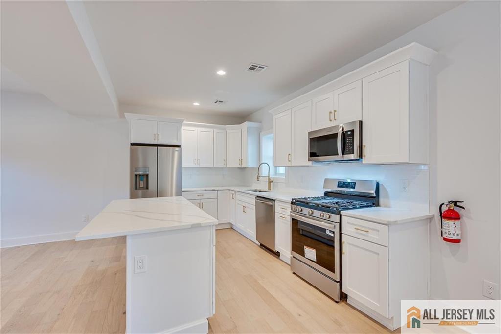 130 Garden Terrace, Edison, NJ, 08817 image 12