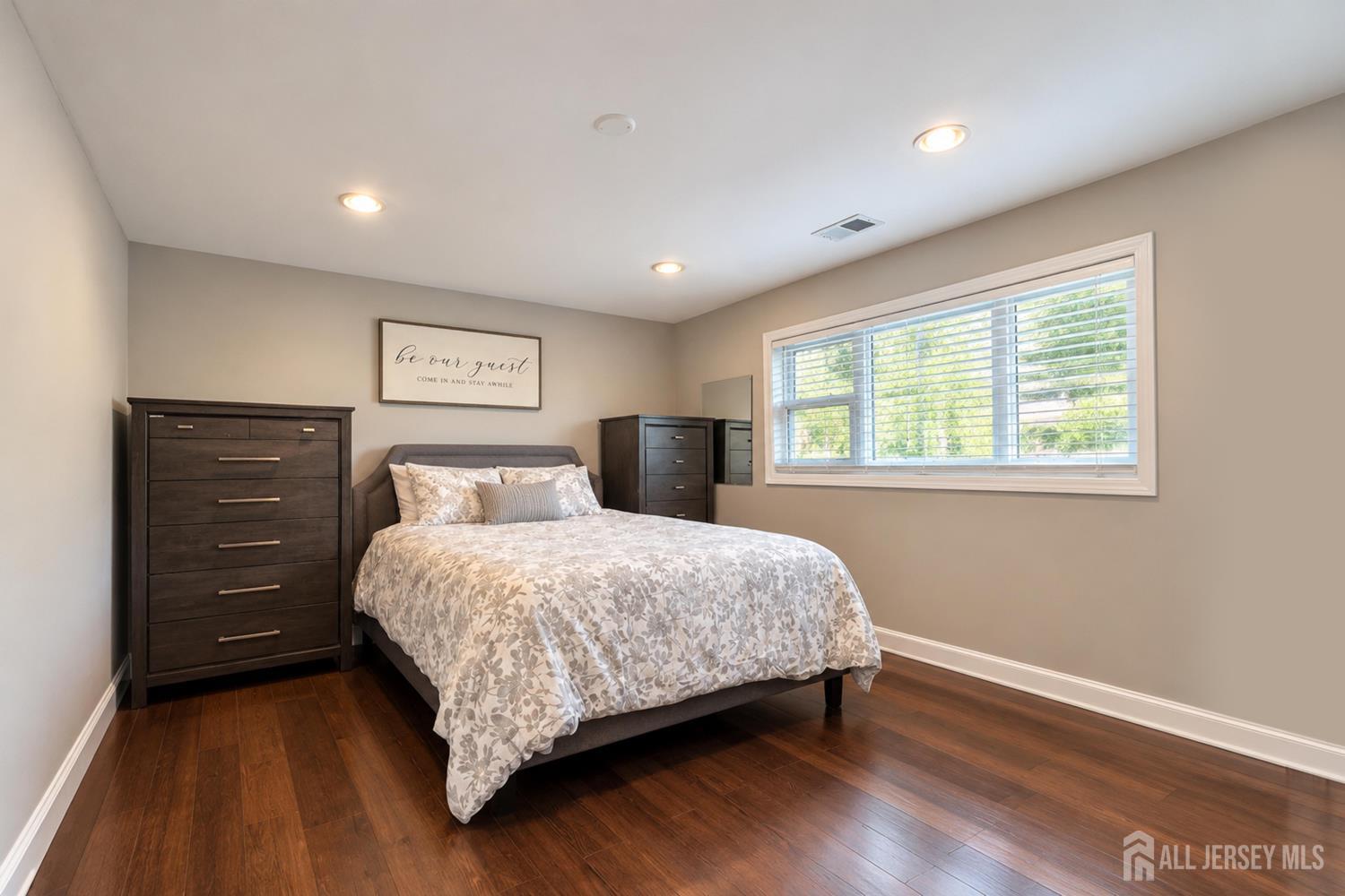15 Foxwood Drive, Franklin, NJ, 08873 image 22