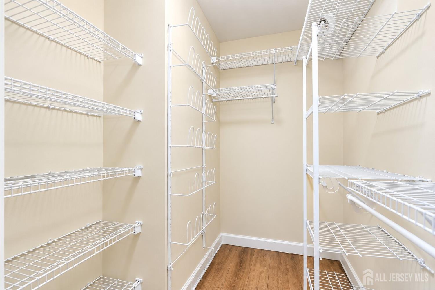 804 Wedgewood Circle 818, Middletown, NJ, 07718 image 12