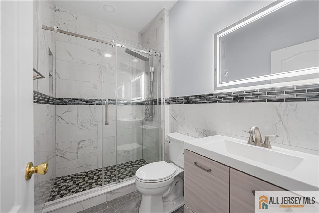 131 Frank Court 131, South Plainfield, NJ, 07080 image 21