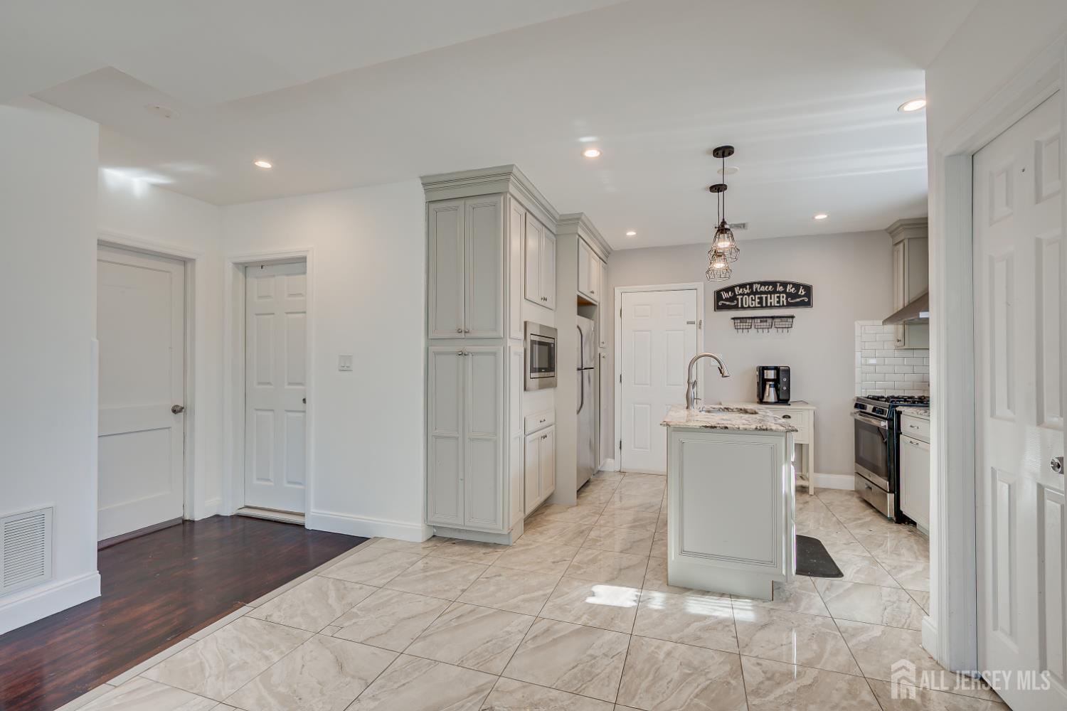 34 Ryan Street, Fords, NJ, 08863 image 16