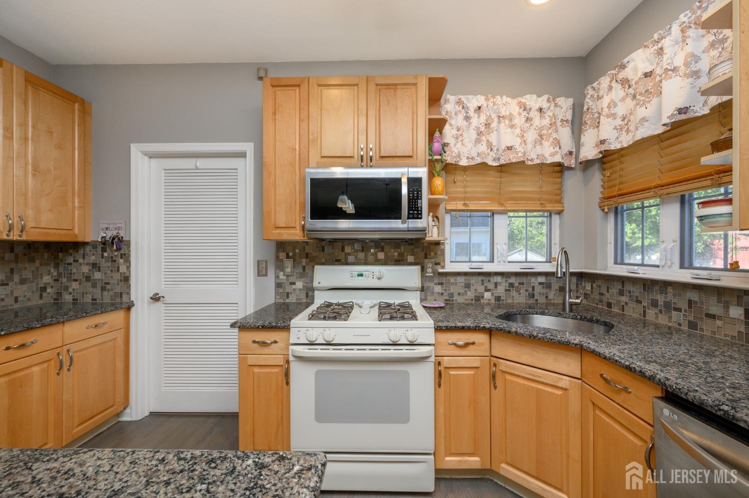 601 Windcrest Court, Brick, NJ, 08724 image 12