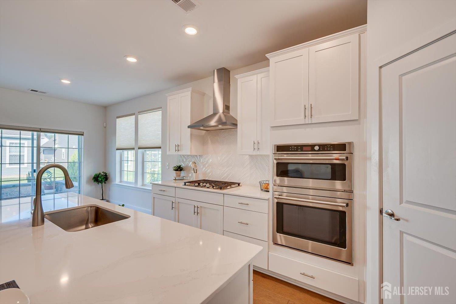 62 Vizcaya Drive, Monroe, NJ, 08831 image 14