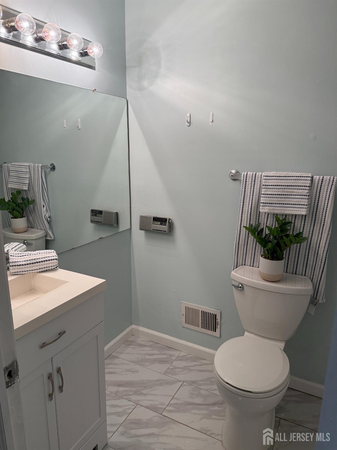 264 Palombi Court, East Brunswick, NJ, 08816 image 13