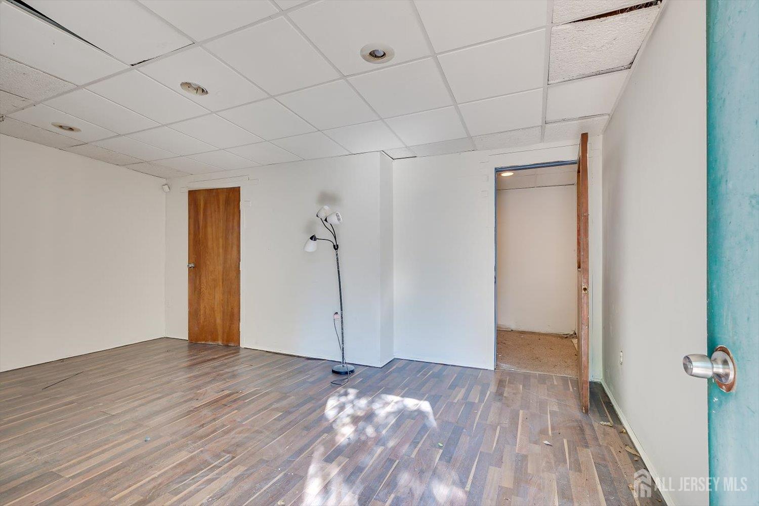 82 Lewis Street, Perth Amboy, NJ, 08861 image 32