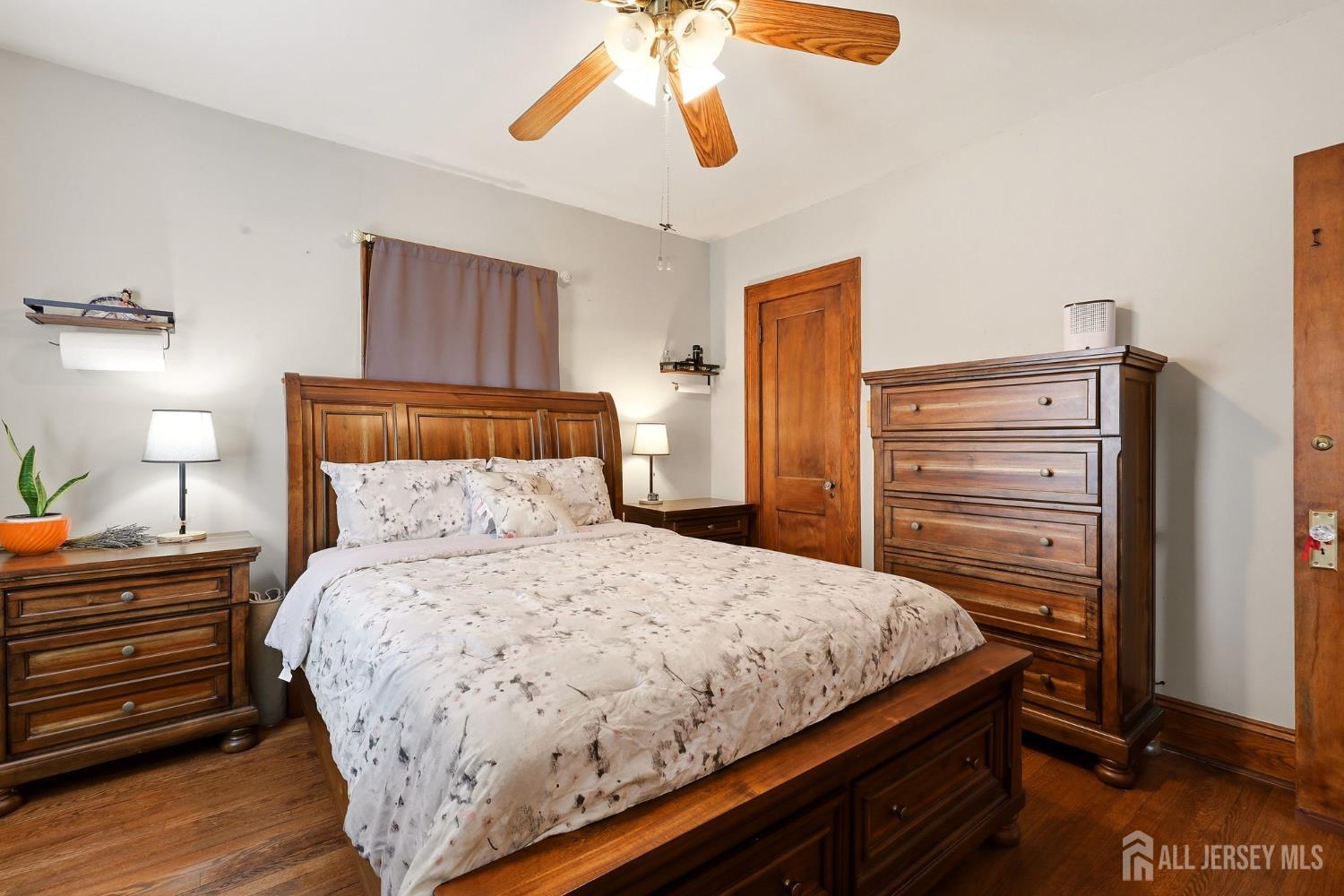 958 Carteret Avenue Image 3