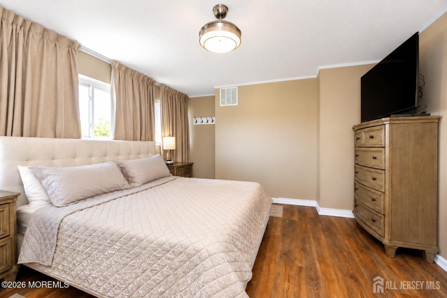 56 Farnham Square, Parlin, NJ, 08859 image 20