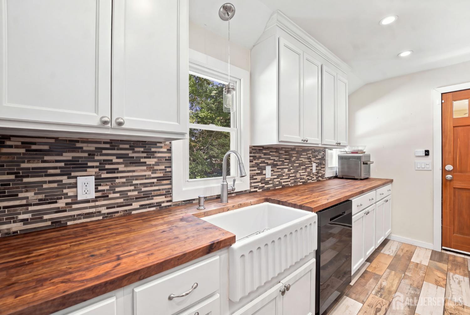51 herbert Drive, East Brunswick, NJ, 08816 image 17