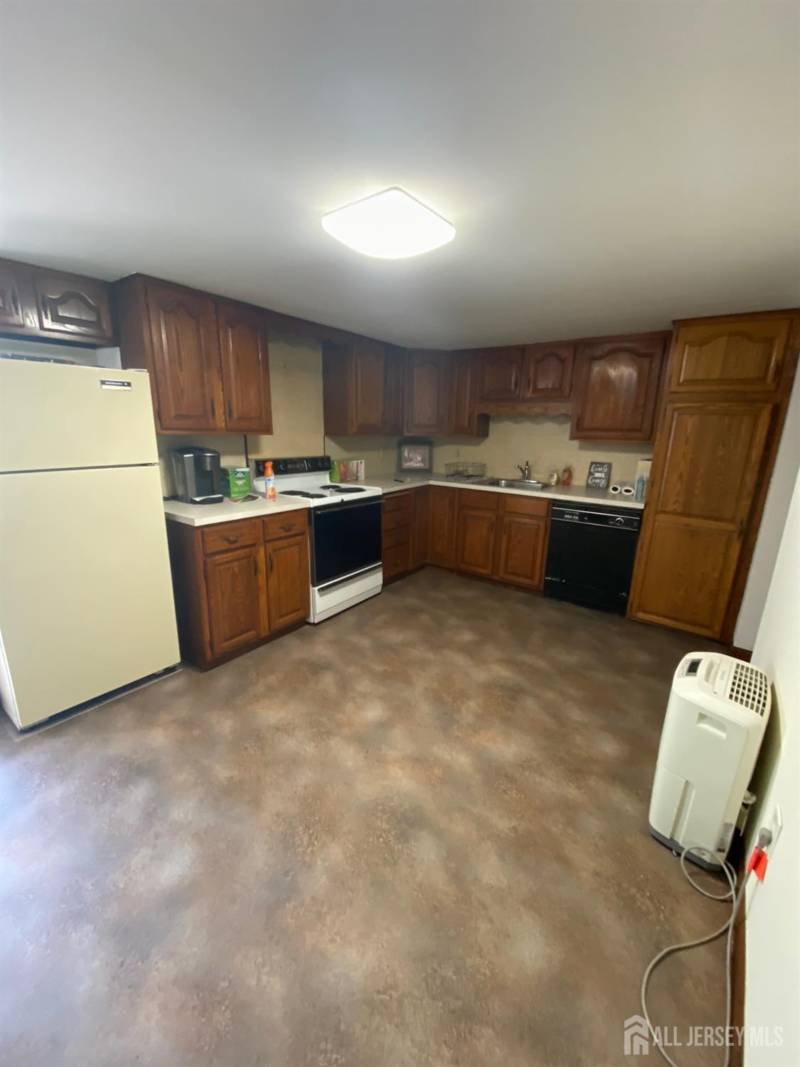 78 Major Road, South Brunswick, NJ, 08852 image 22