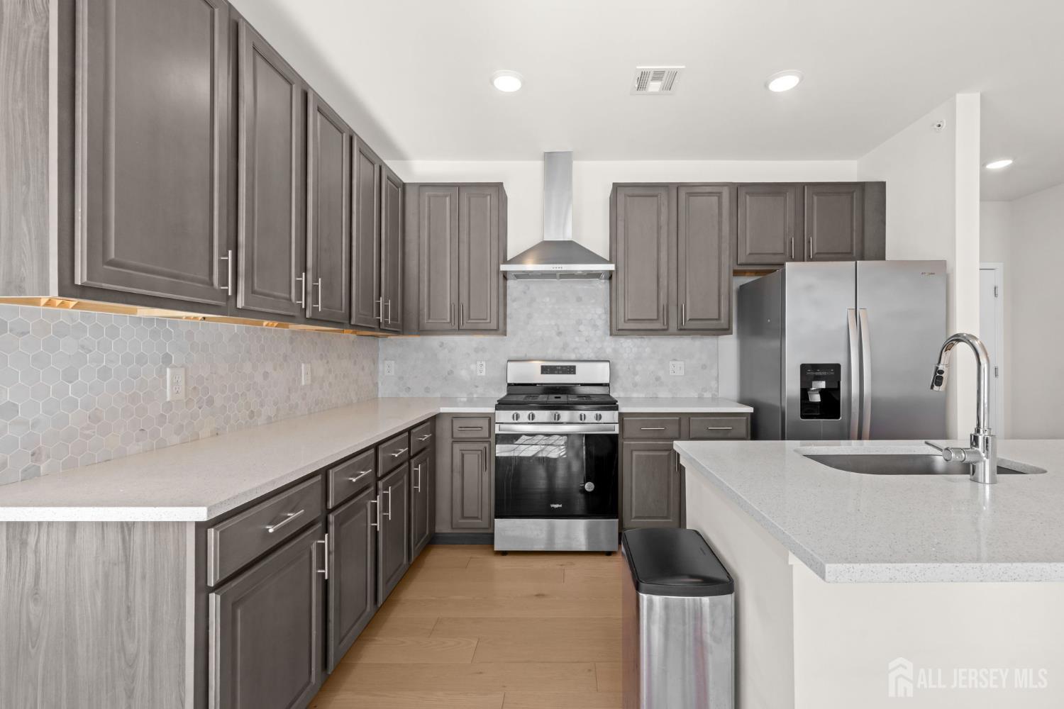 644 Lorhan Drive, Piscataway, NJ, 08854