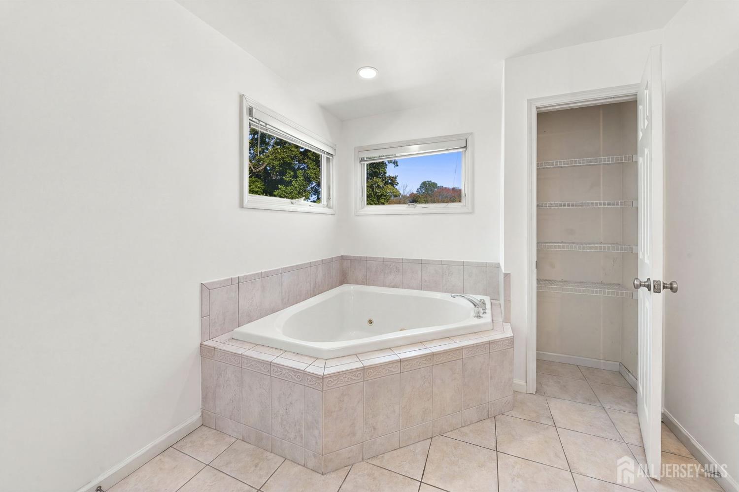 36 fiume Street, Iselin, NJ, 08830 image 34