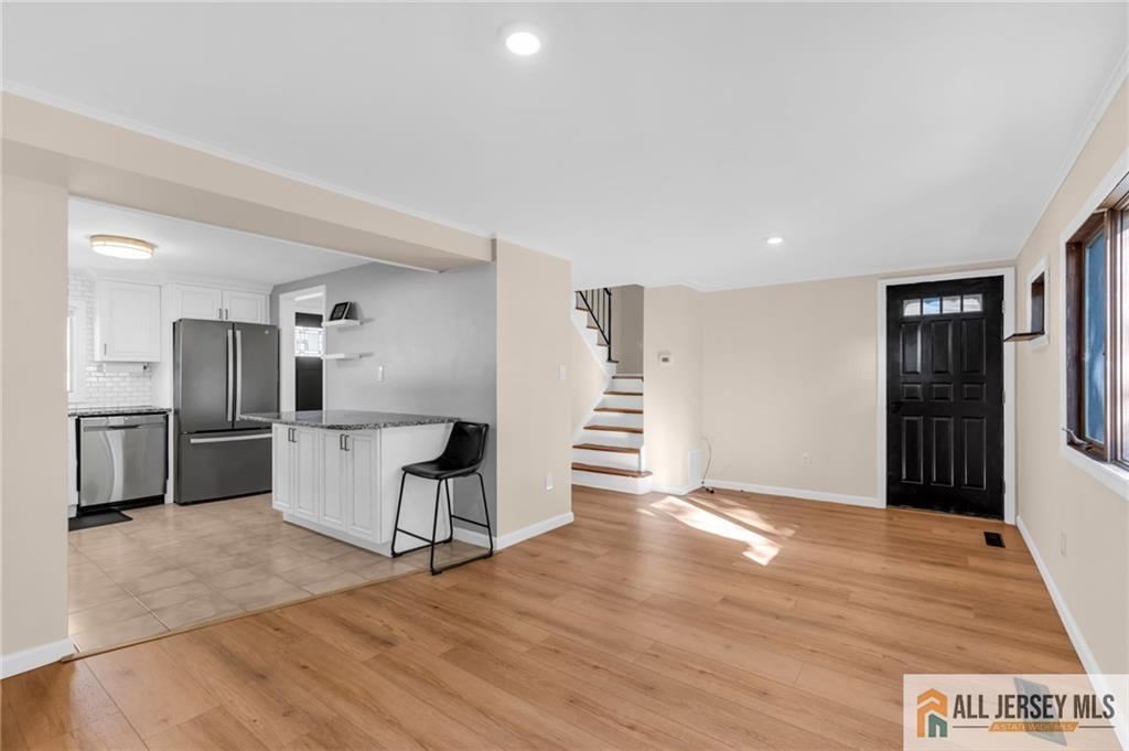102 Avonridge Road, Raritan, NJ, 08869 image 9