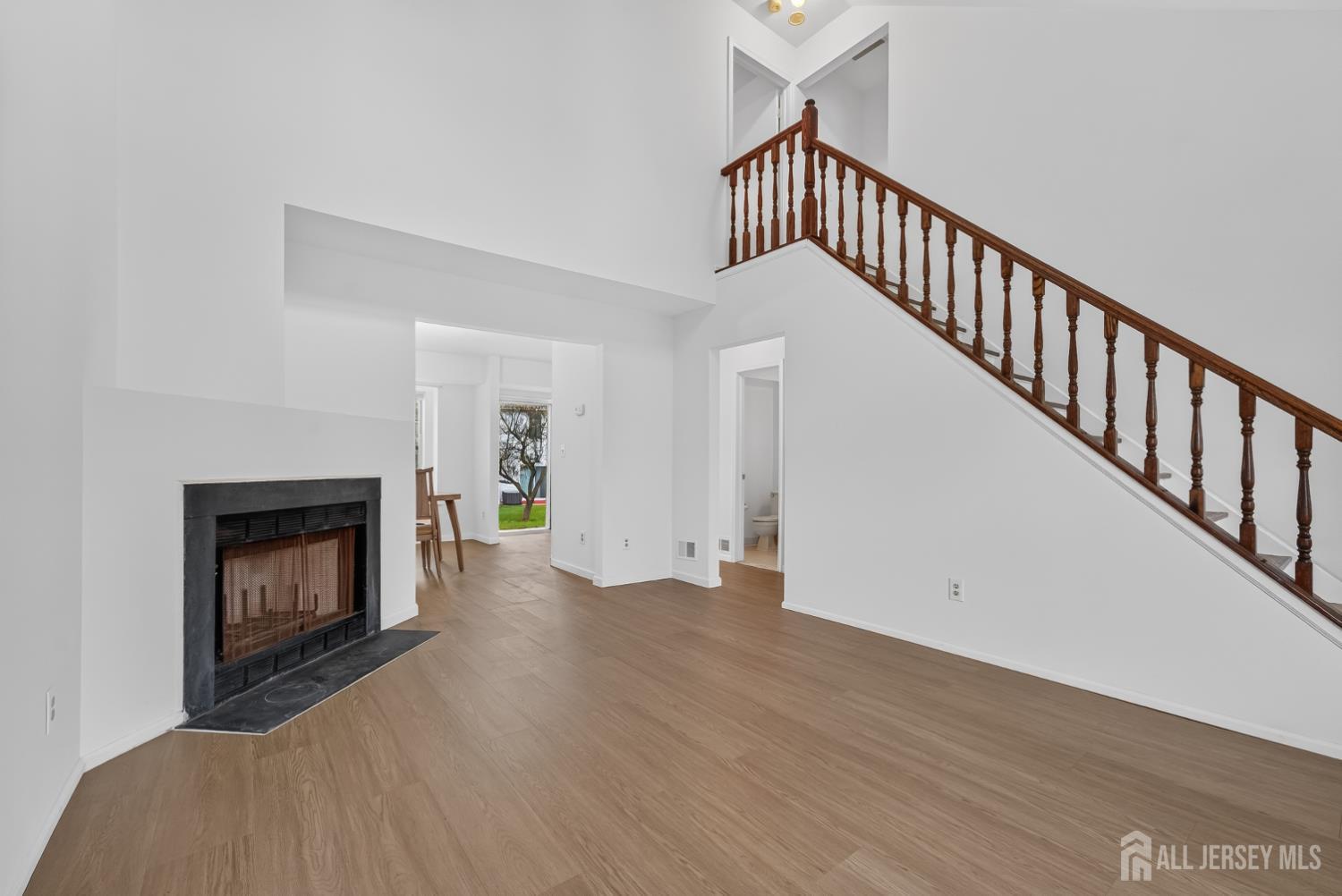268 Edgeware Court, Franklin Twsp, NJ, 08873 image 6