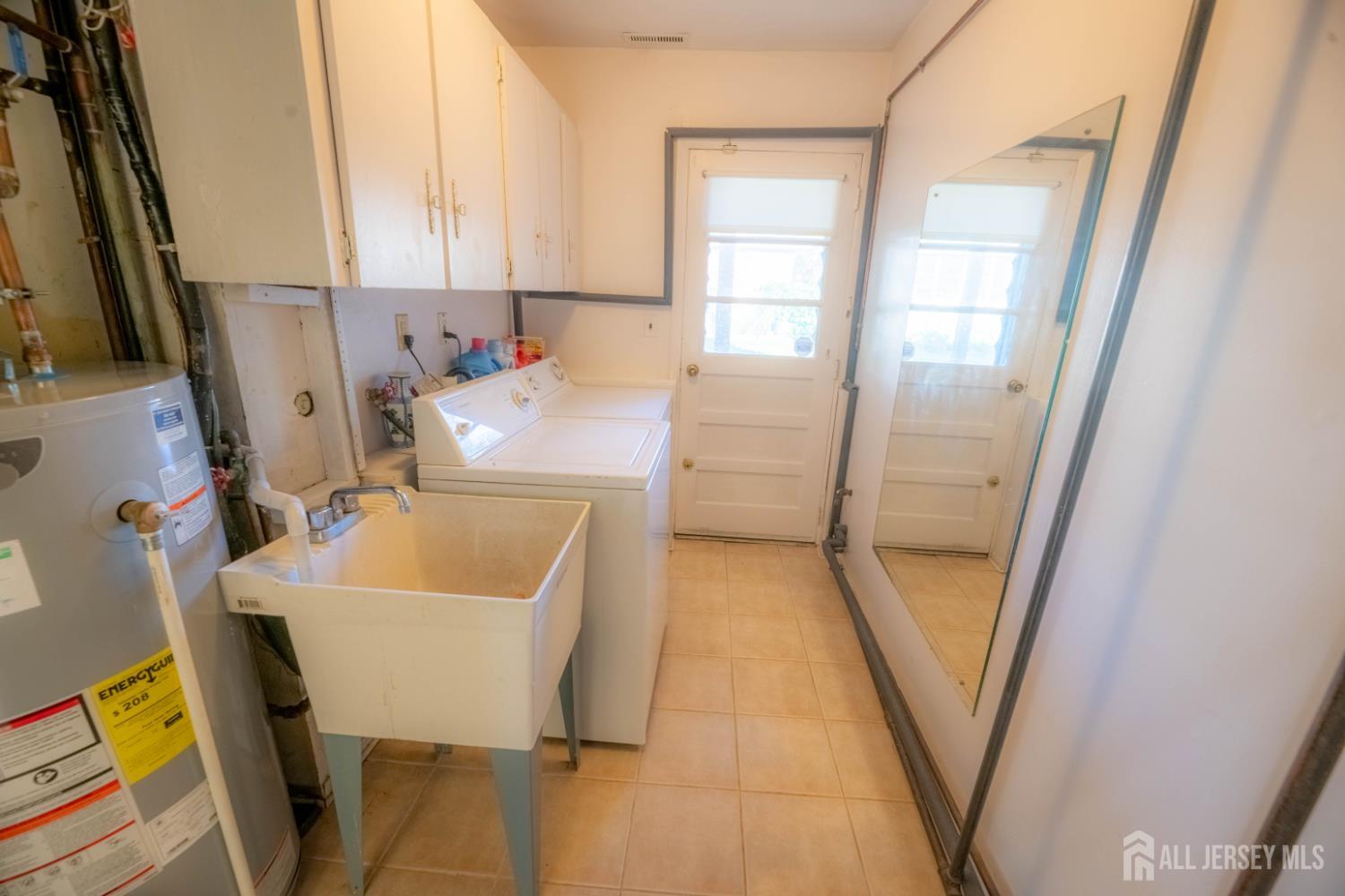 4 Charles Court, Edison, NJ, 08820 image 33