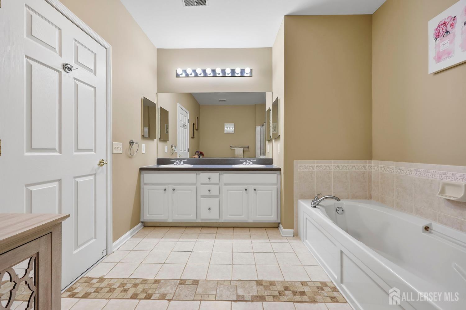 378 Saint Andrews Place, Manalapan, NJ, 07726 image 29
