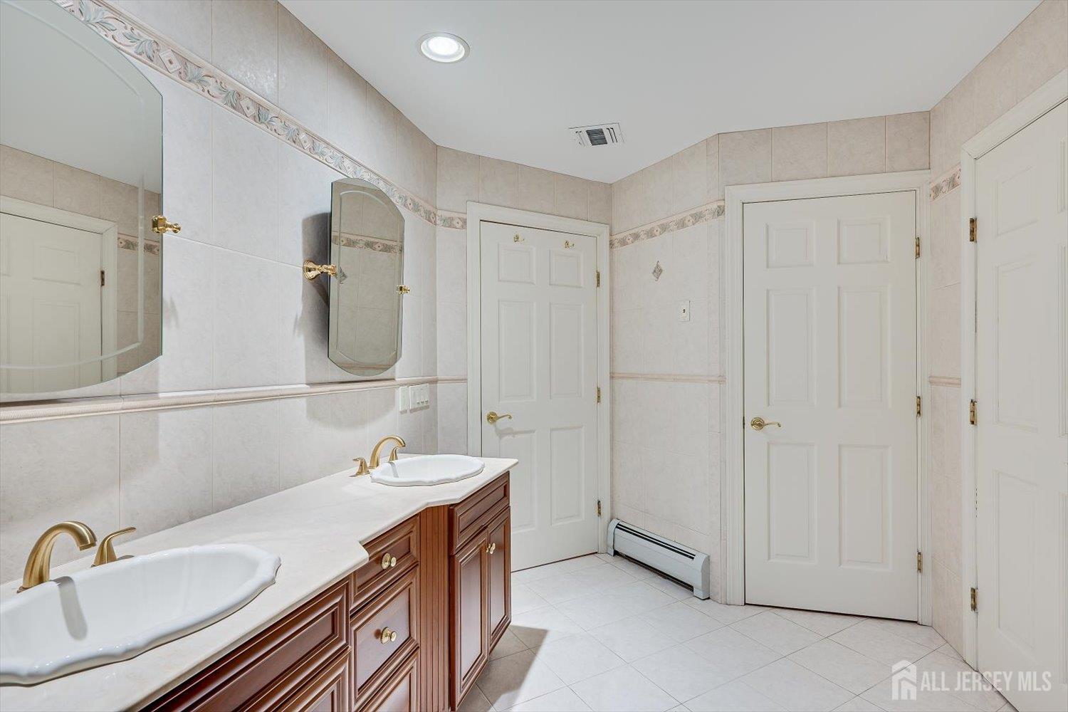 21 Stafford Road, Colonia, NJ, 07067 image 50