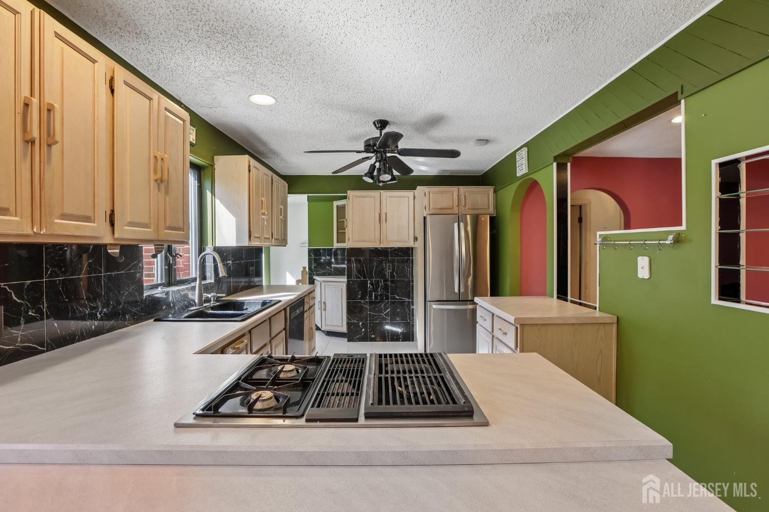 97 Amherst Avenue, Colonia, NJ, 07067 image 22