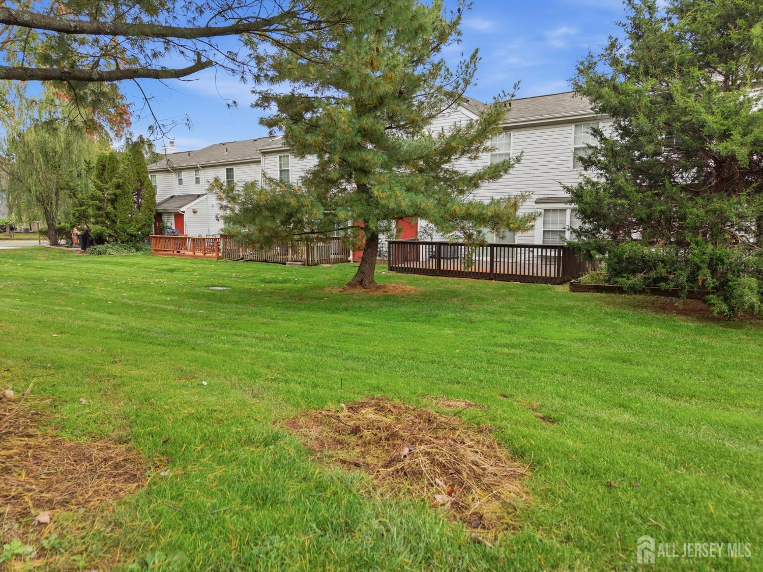 268 Edgeware Court, Franklin Twsp, NJ, 08873 image 35