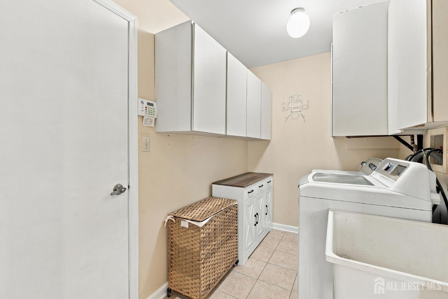 2-A John Adams Court, Monroe, NJ, 08831 image 37