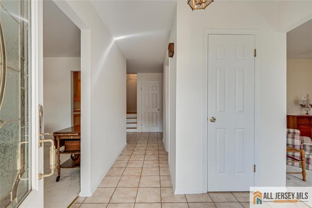 75 Oakey Drive Image 3