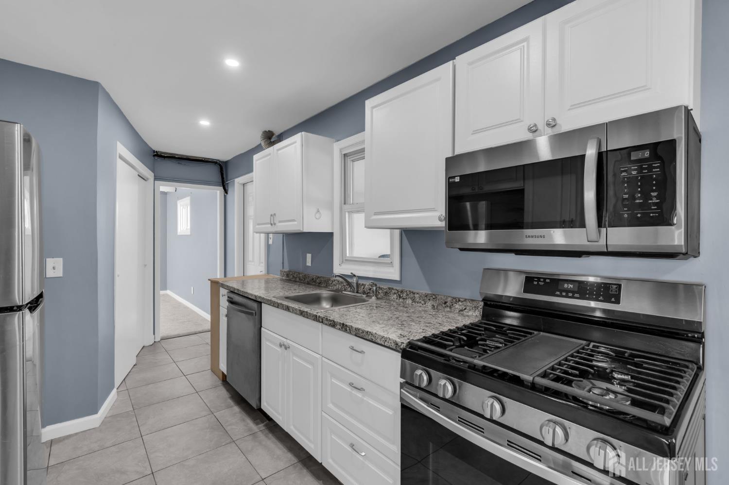 110 W Warren St, Woodbridge T Street, Iselin, NJ, 08830 image 8